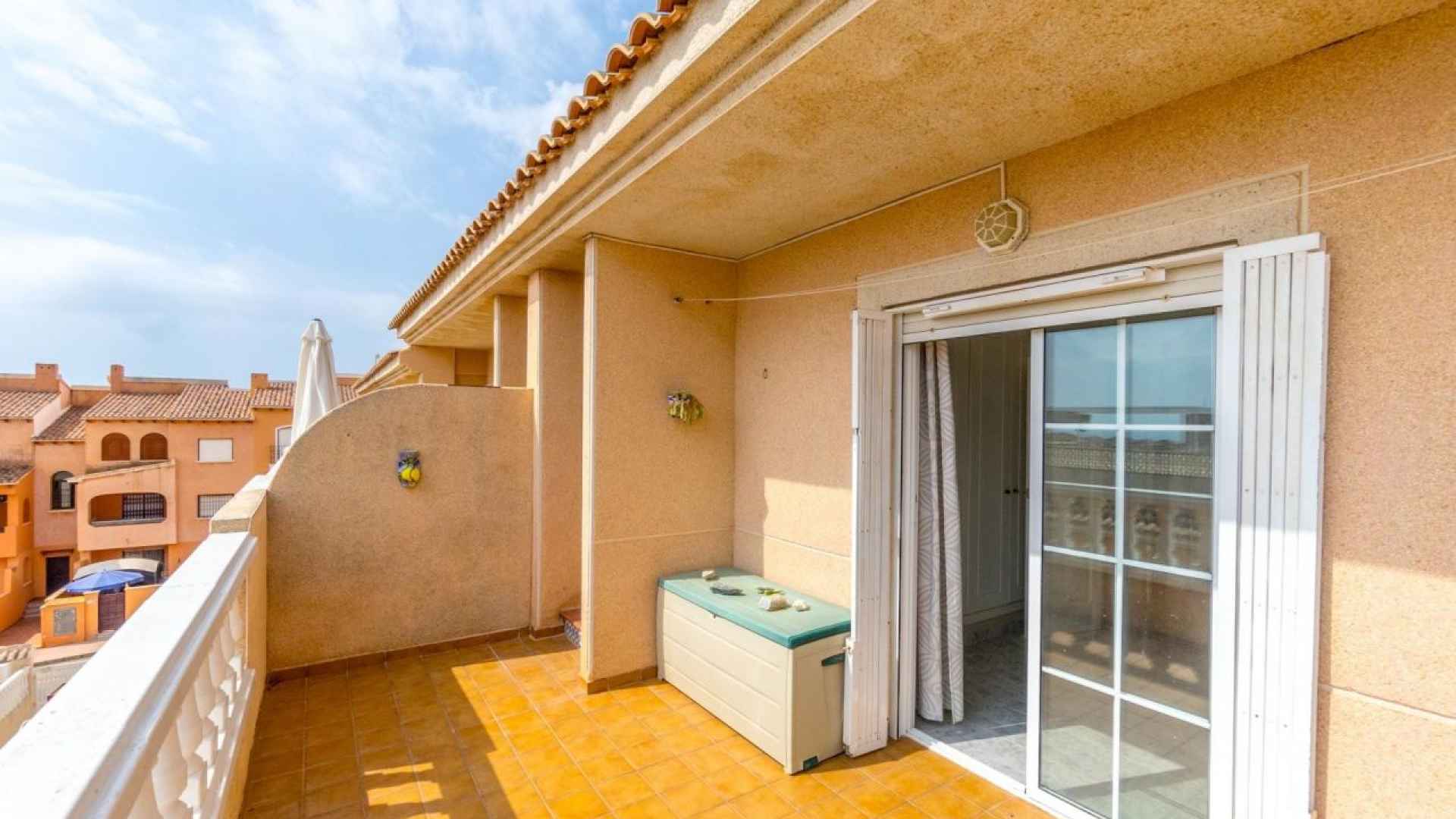 resale-upper-floor-torrevieja-aguas-nuevas_141236_xl