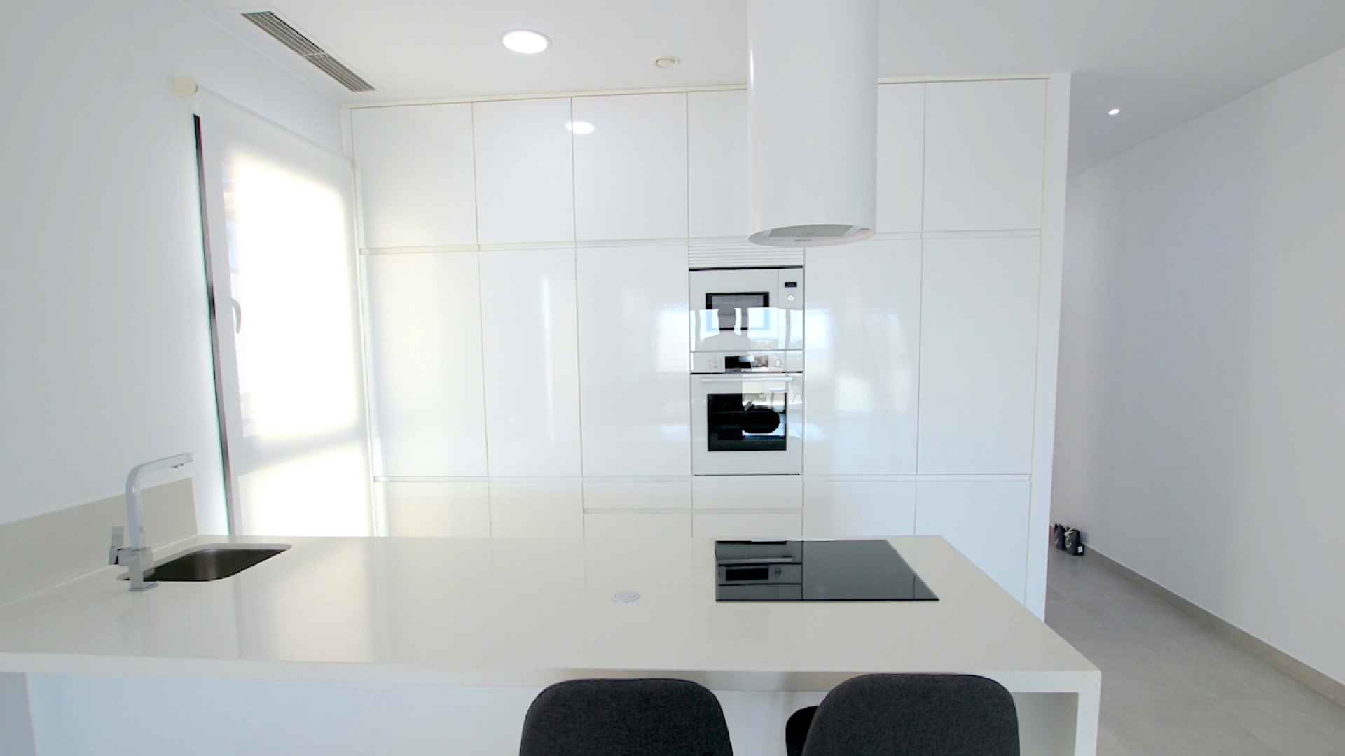 48518_stylish_and_contemporary_294sqm_villa_with_great_outdoor_space_090824073616_img_1906