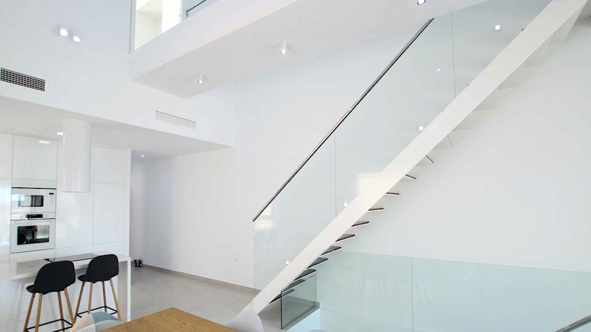 48518_stylish_and_contemporary_294sqm_villa_with_great_outdoor_space_090824073629_img_1923
