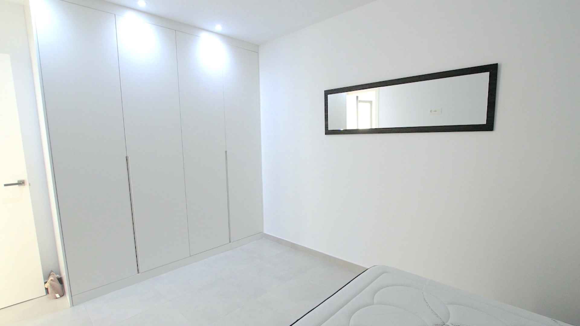 48518_stylish_and_contemporary_294sqm_villa_with_great_outdoor_space_090824073629_img_1990