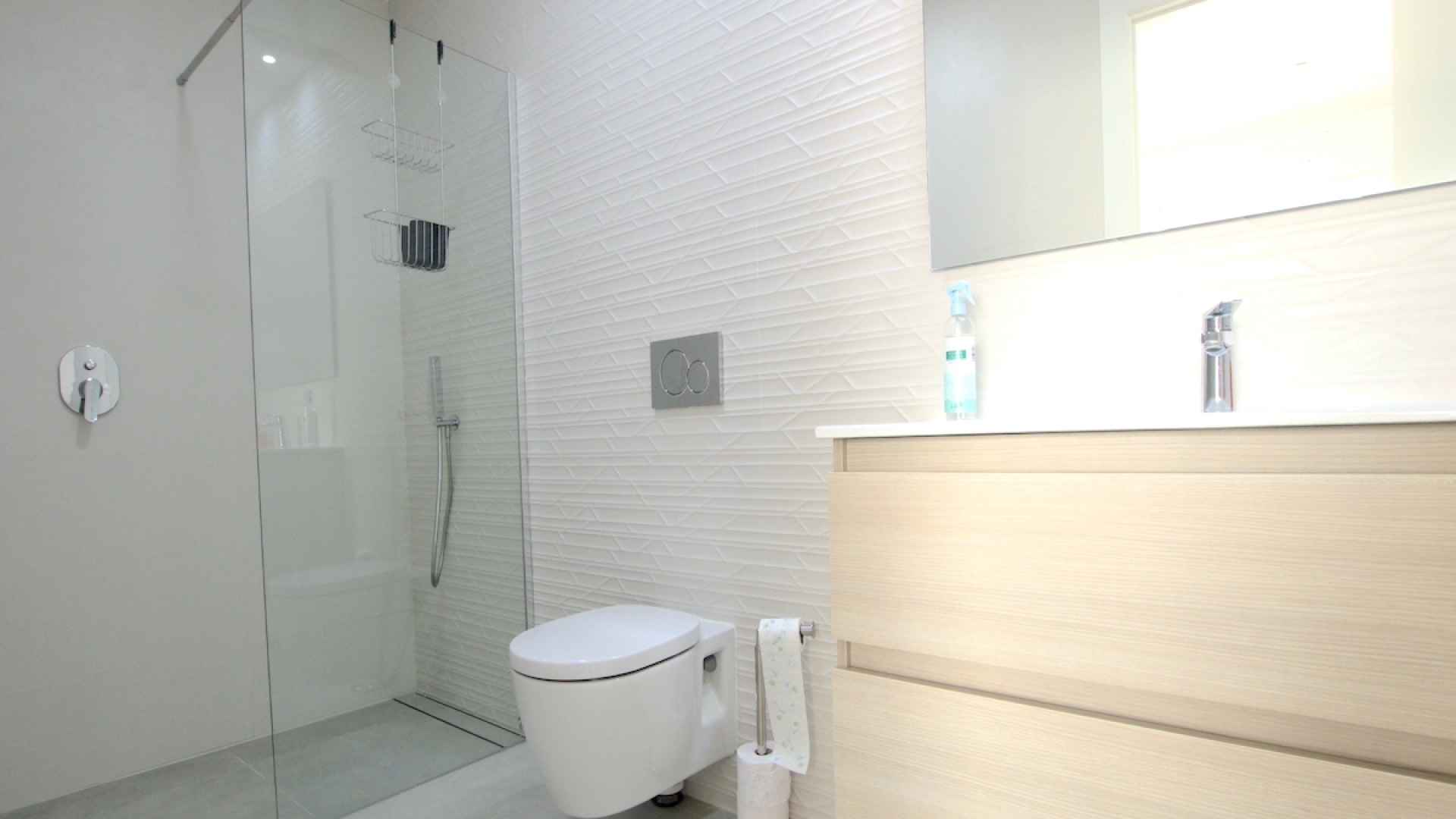 48518_stylish_and_contemporary_294sqm_villa_with_great_outdoor_space_090824073630_img_1998