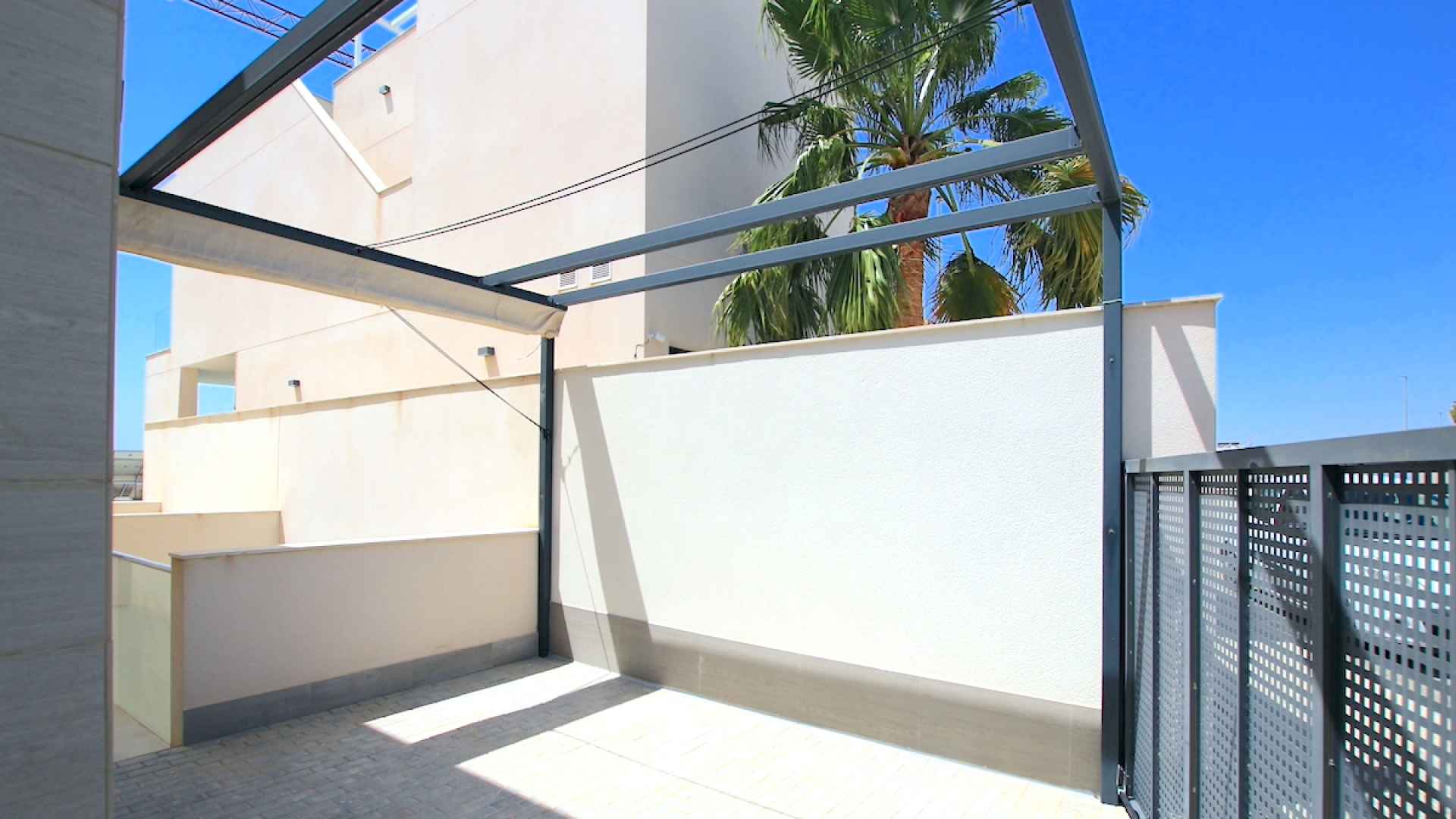 48518_stylish_and_contemporary_294sqm_villa_with_great_outdoor_space_090824073633_img_2034