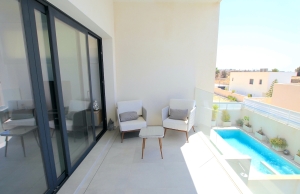 48518_stylish_and_contemporary_294sqm_villa_with_great_outdoor_space_090824073629_img_1976