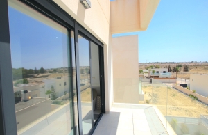 48518_stylish_and_contemporary_294sqm_villa_with_great_outdoor_space_090824073633_img_1953
