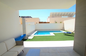 48518_stylish_and_contemporary_294sqm_villa_with_great_outdoor_space_090824073633_img_2008