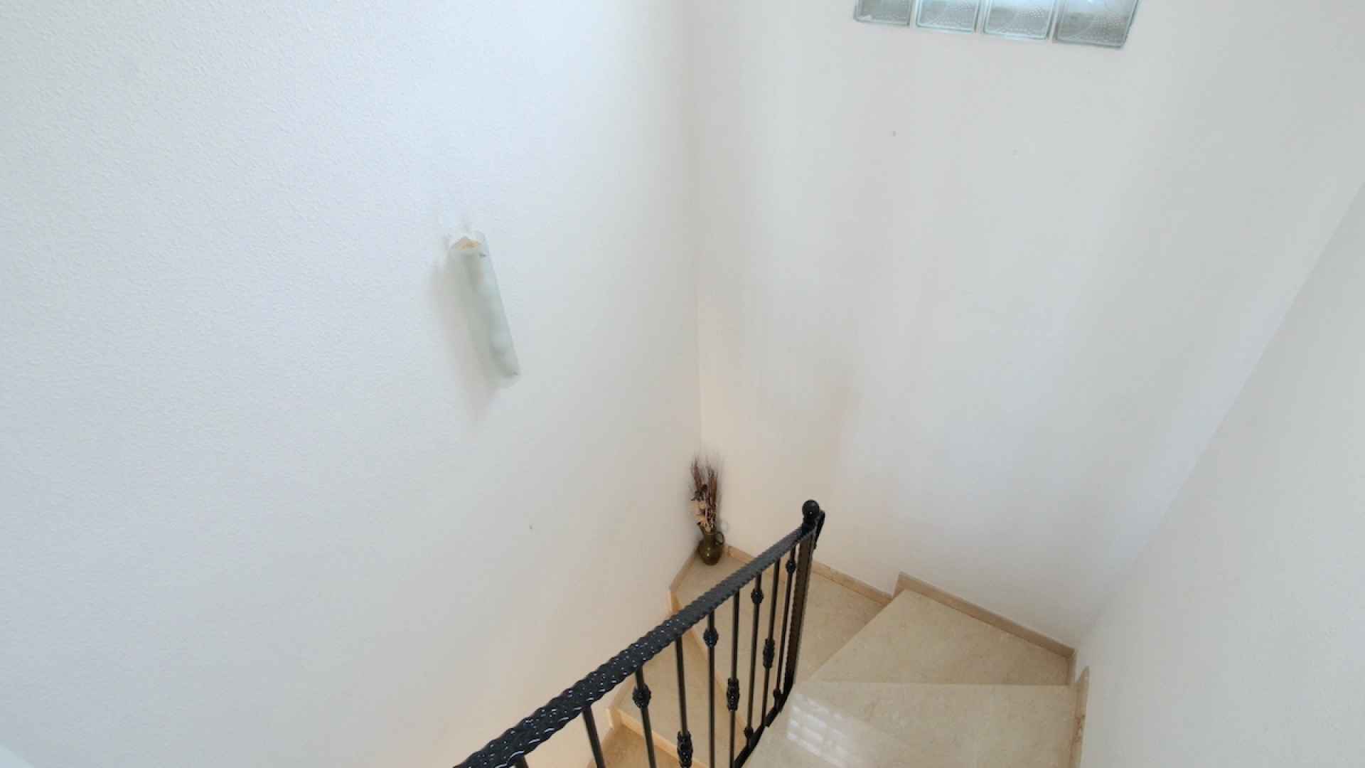 48526_spacious_detached_villa_walking_distance_to_the_beach_030924061726_img_2437