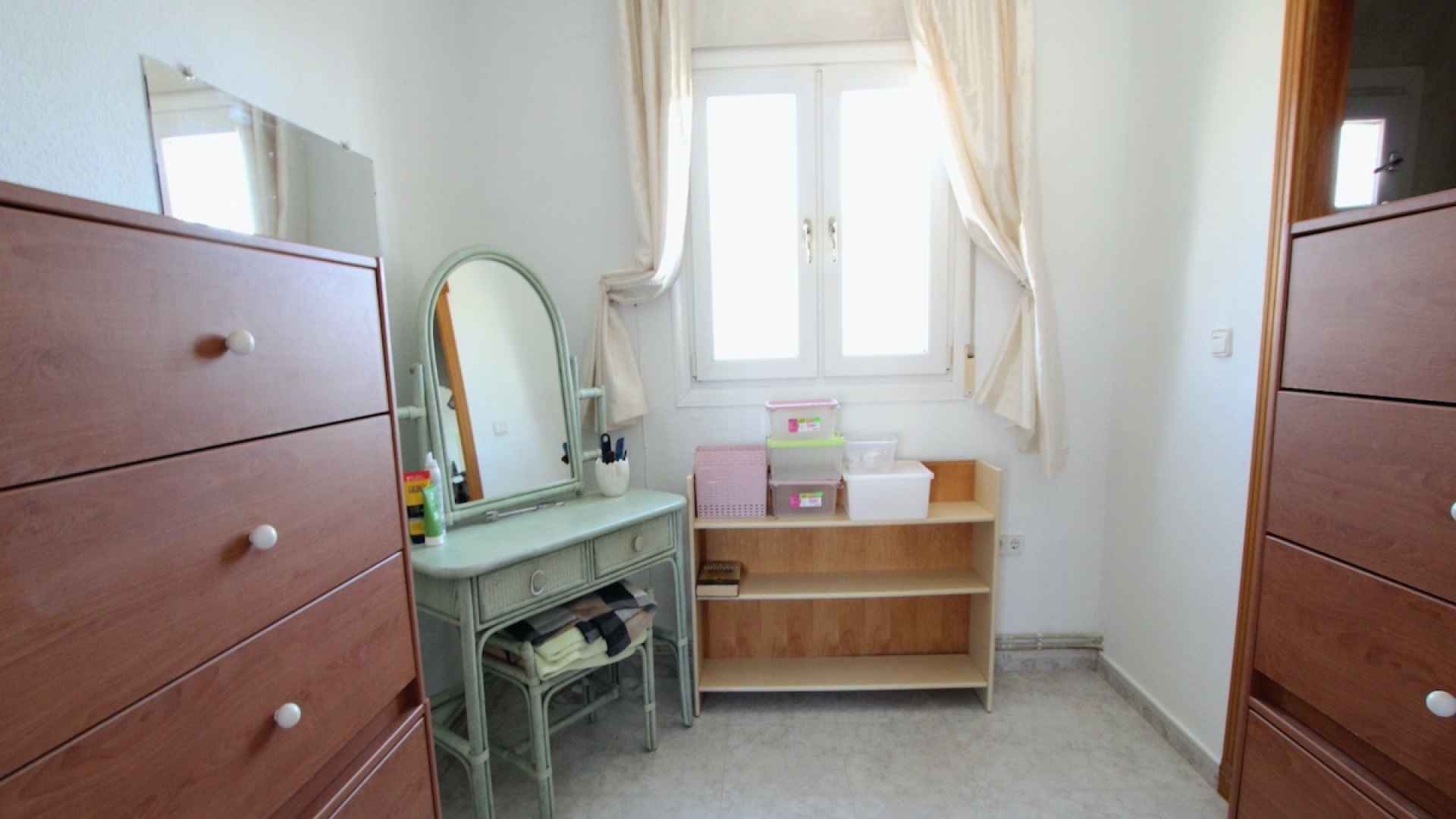 48526_spacious_detached_villa_walking_distance_to_the_beach_030924061732_img_2425