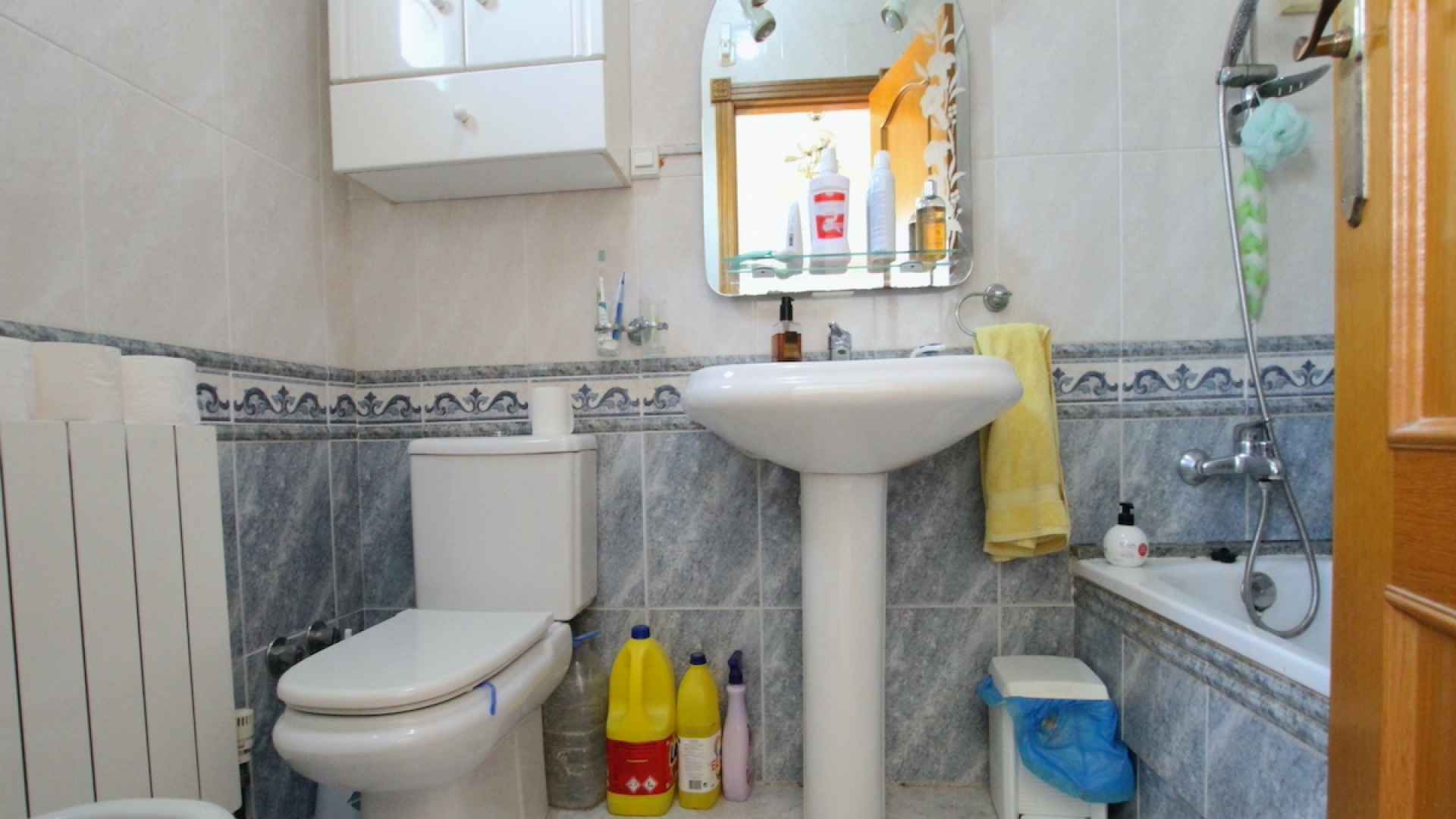 48526_spacious_detached_villa_walking_distance_to_the_beach_030924061737_img_2429