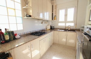 48526_spacious_detached_villa_walking_distance_to_the_beach_030924061731_img_2402