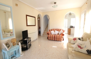 48526_spacious_detached_villa_walking_distance_to_the_beach_030924061736_img_2375