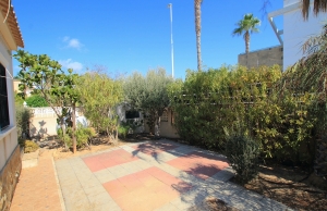 48526_spacious_detached_villa_walking_distance_to_the_beach_030924061737_img_2459