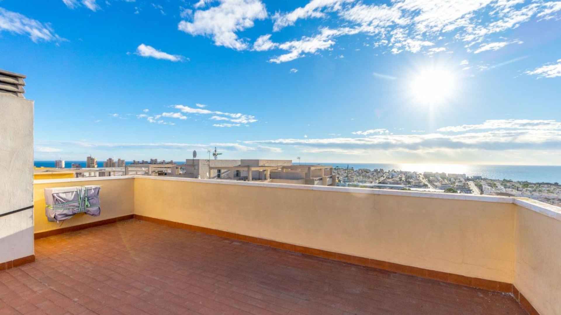 resale-penthouse-top-floor-torrevieja-torreblanca_142328_xl