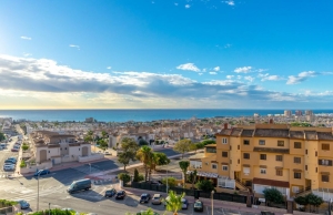 200-3613, Three Bedroom Penthouse Apartment In Torreblanca,Torrevieja.