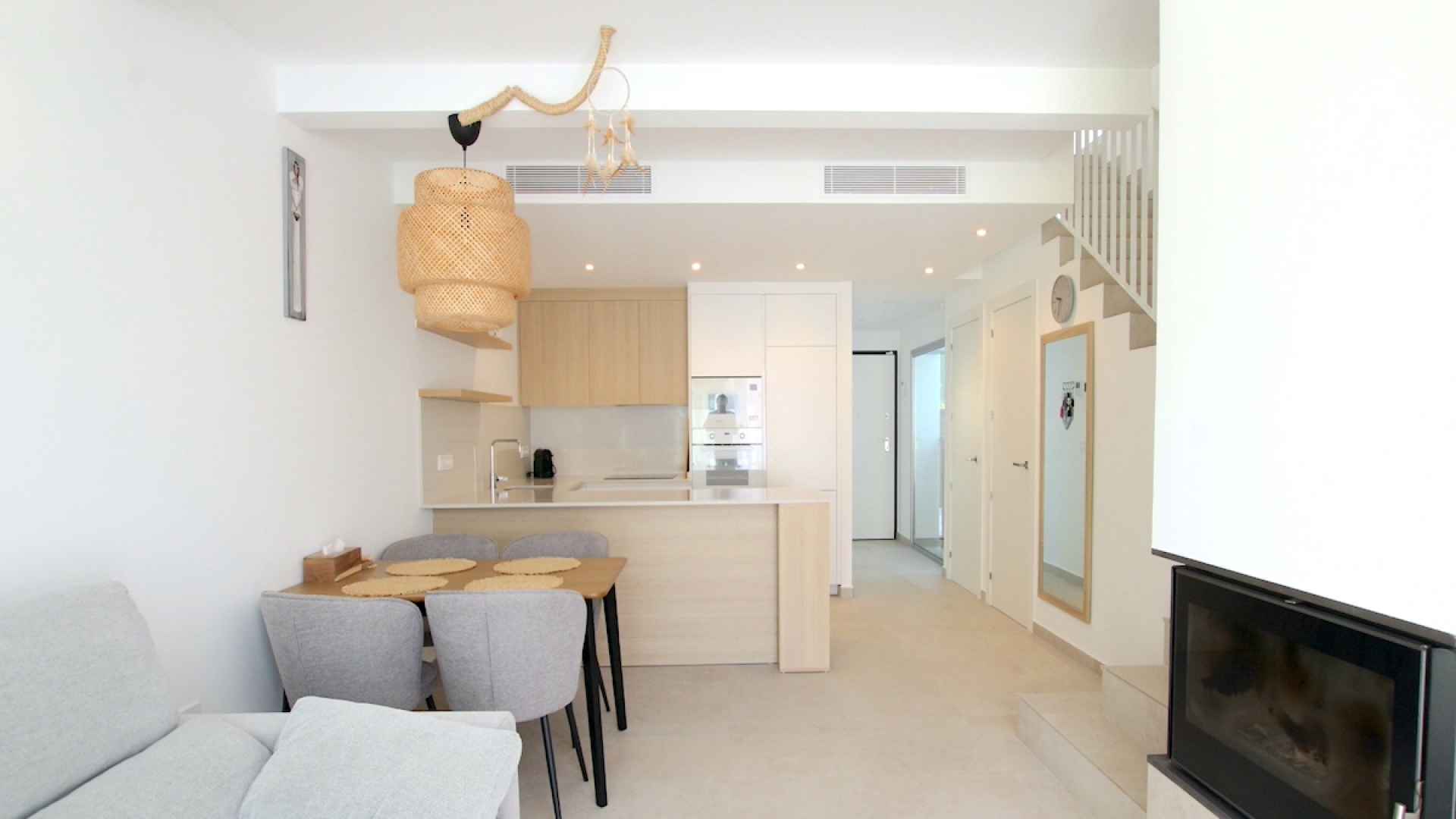 48601_wonderful_3_bed_3_bath_contemporary_style_villa_built_in_2023_111024082607_img_4997