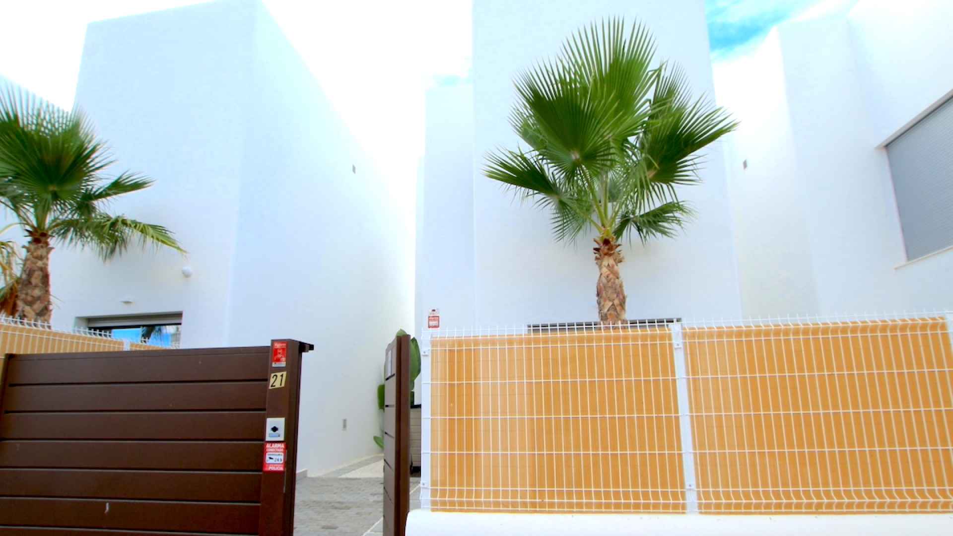 48601_wonderful_3_bed_3_bath_contemporary_style_villa_built_in_2023_111024082610_img_5053