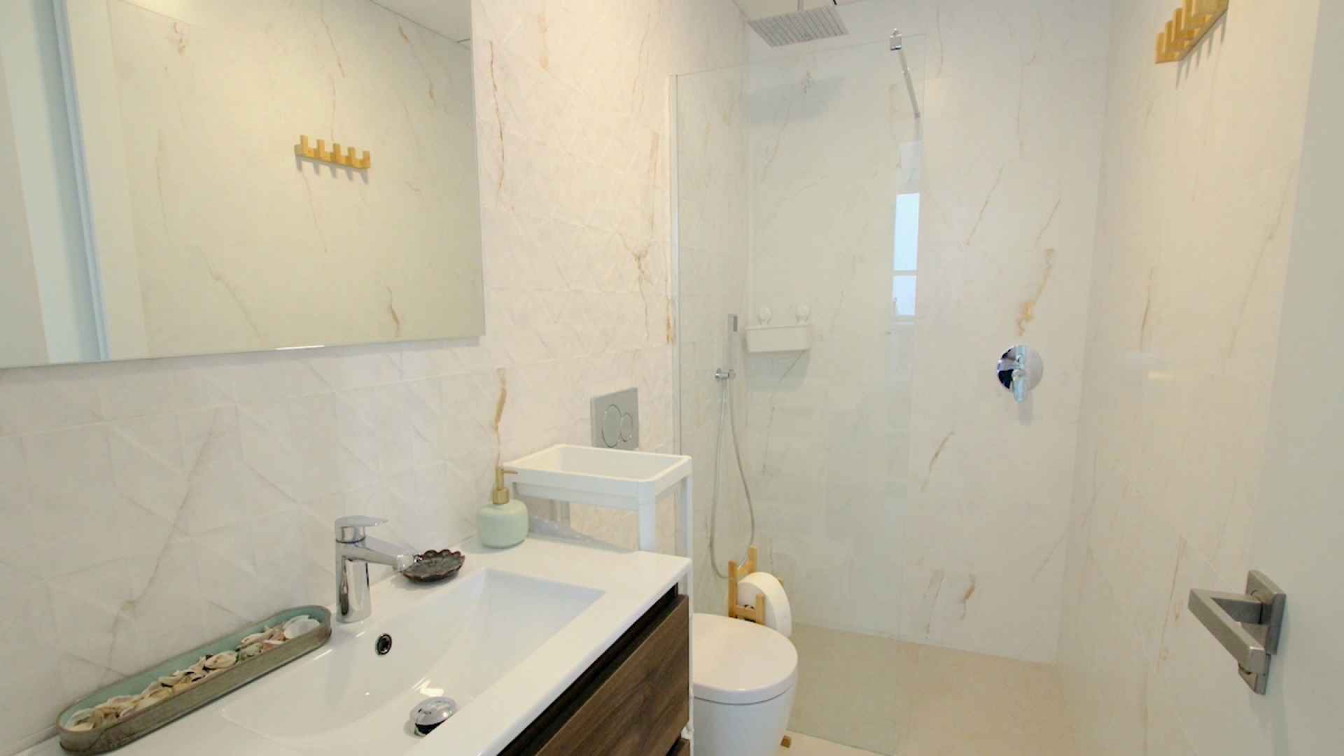 48601_wonderful_3_bed_3_bath_contemporary_style_villa_built_in_2023_111024082611_img_4978