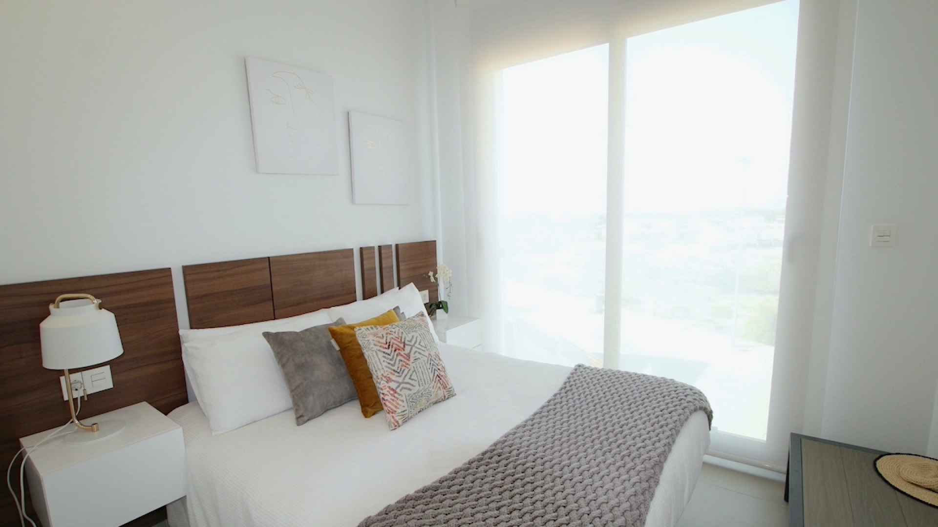 48673_stunning_3_bedroom_villa_with_designer_interior_041124164130_img_6496