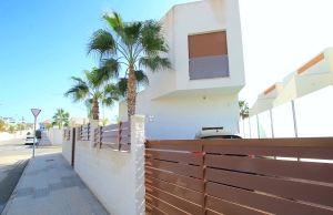 48673_stunning_3_bedroom_villa_with_designer_interior_041124164126_img_6406
