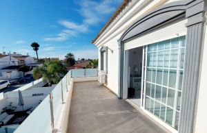 re-sale-detached-villa-orihuela-costa-cabo-roig_35163_xl