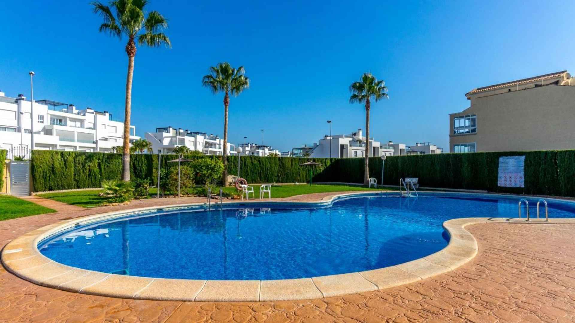 resale-penthouse-top-floor-torrevieja-la-cinuela_143402_xl