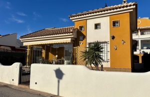 Ref:200-3750-Three Bedroom Detached Villa In Montesol Villas, Los Montesinos.-Alicante-Spain-Villa-Resale