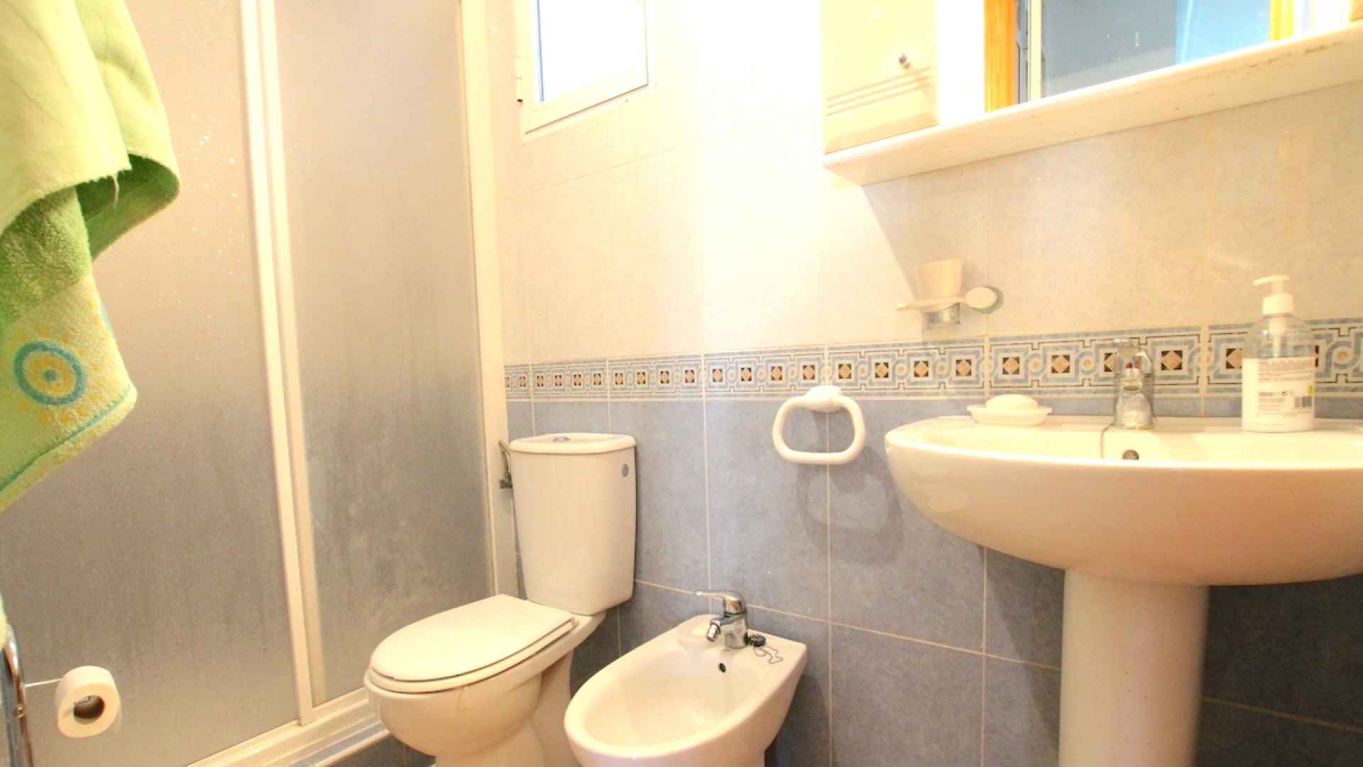 48818_fabulous_3_bed_coastal_townhouse_central_location_070225094606_img_8115