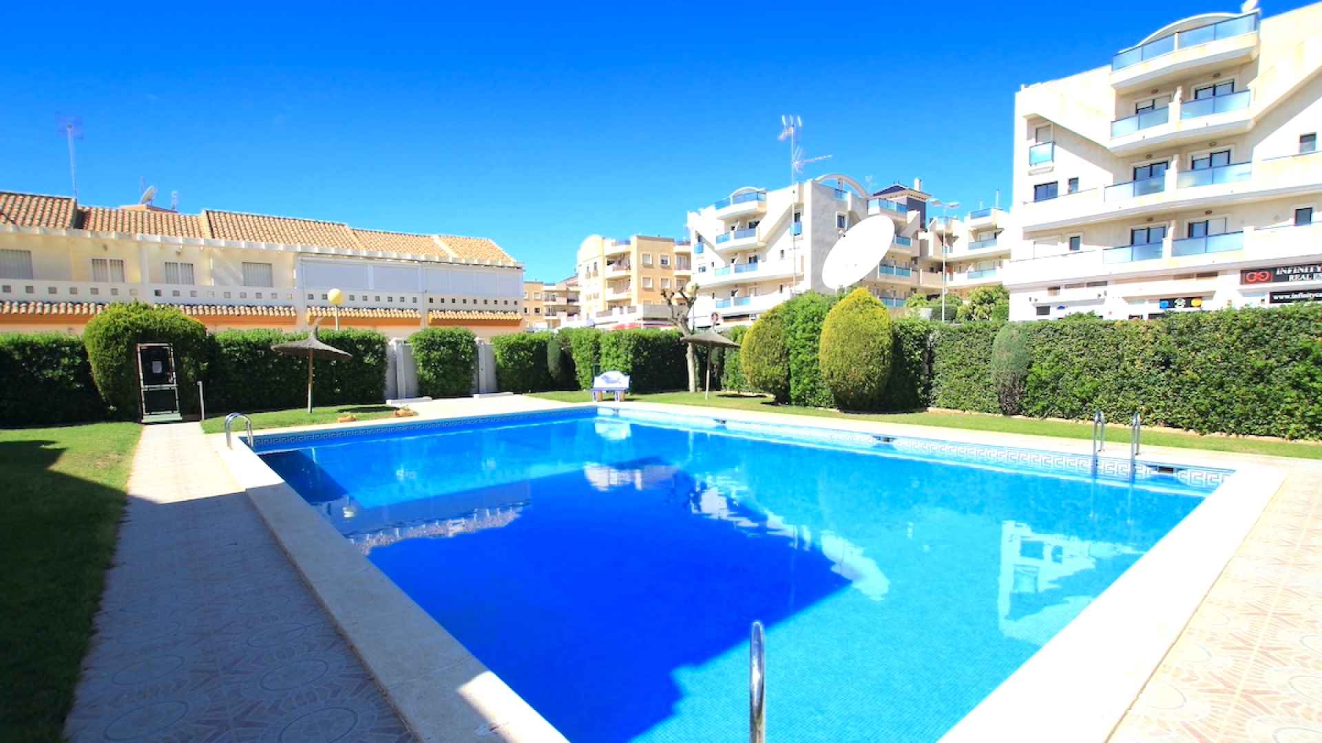 48818_fabulous_3_bed_coastal_townhouse_central_location_070225094609_7