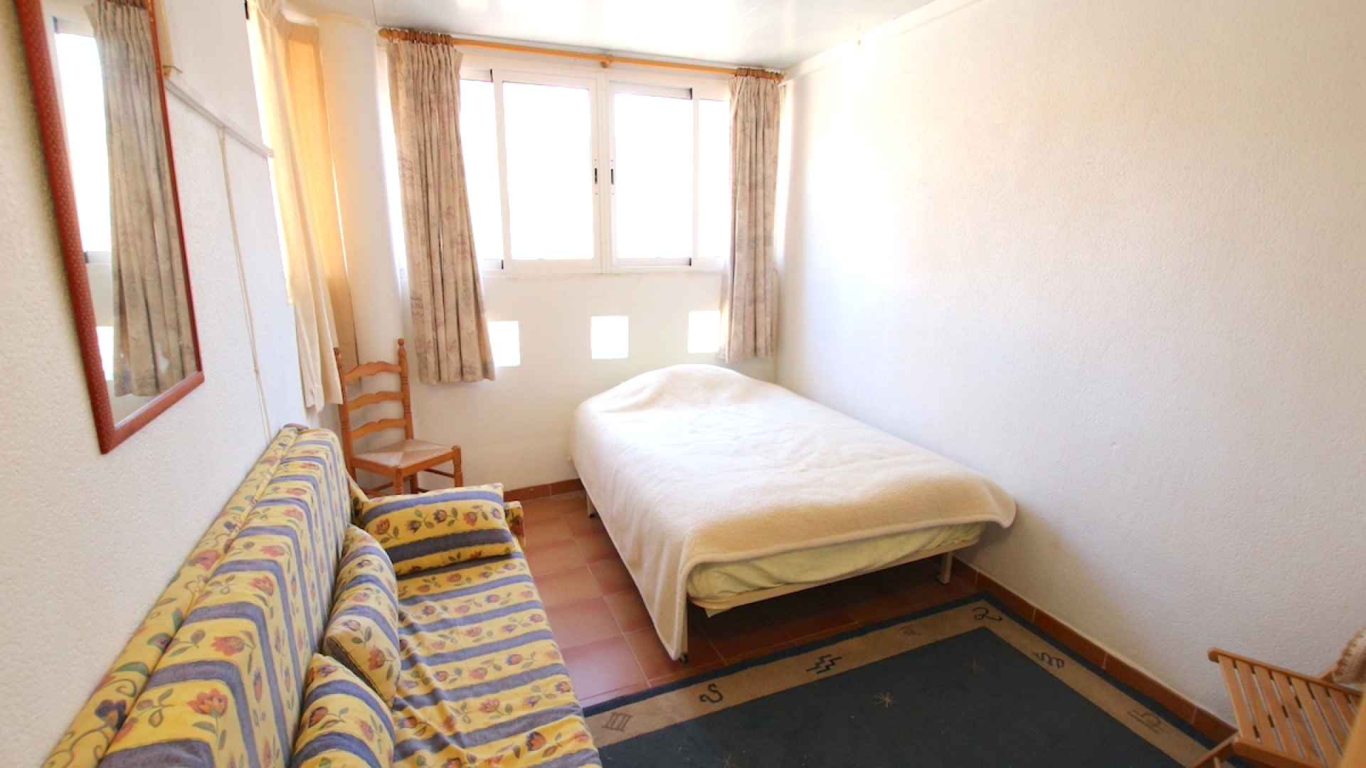 48818_fabulous_3_bed_coastal_townhouse_central_location_070225094609_img_8150