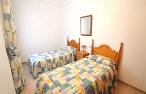 48818_fabulous_3_bed_coastal_townhouse_central_location_070225094609_img_8137