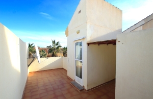48818_fabulous_3_bed_coastal_townhouse_central_location_070225094610_img_8163