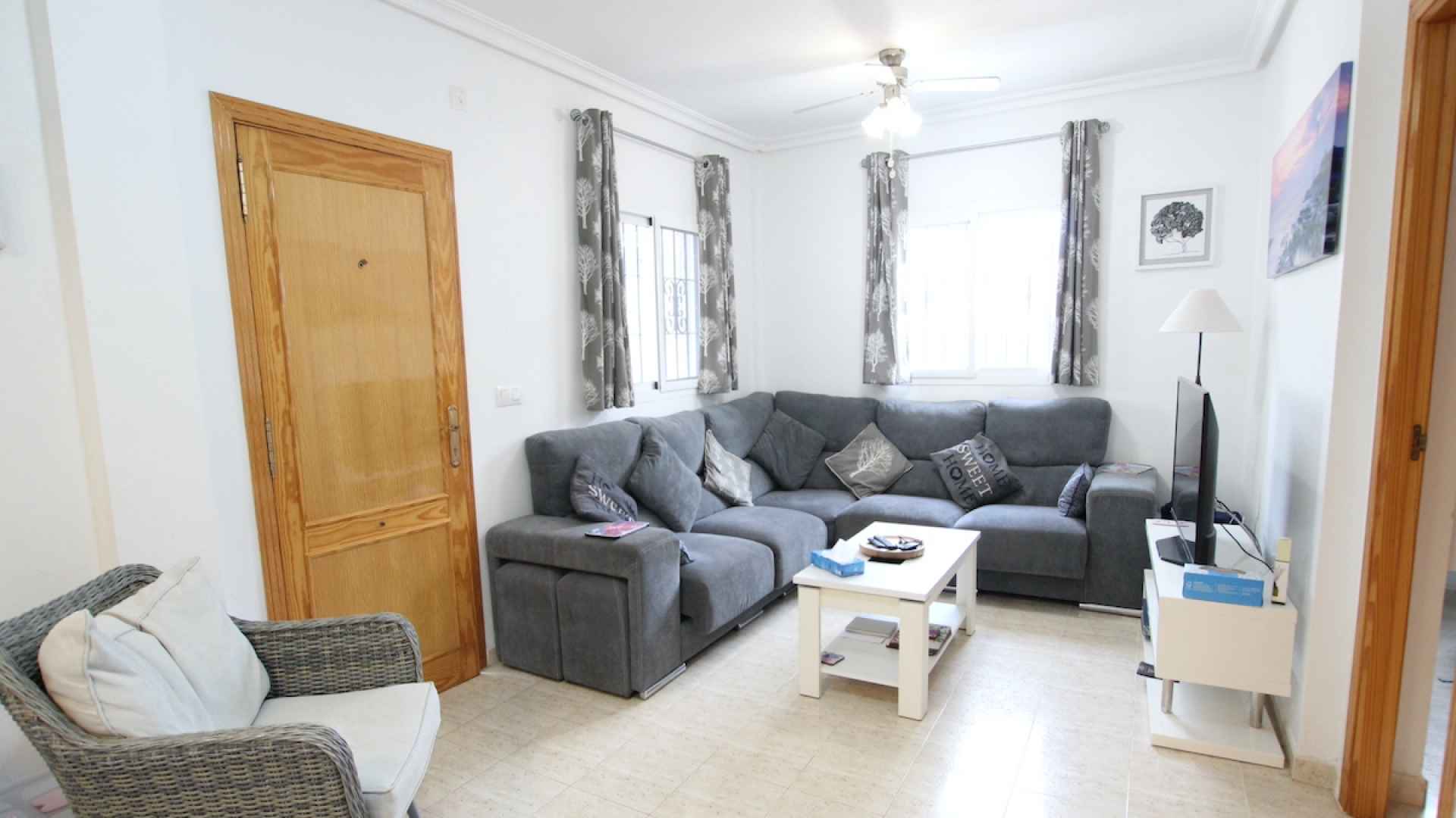 48798_fabulous_3_bedroom_corner_property_res._zeniamar_1_290125141049_img_8468