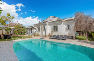 Ref:200-3915-Three Bedroom Detcahed Villa In Ciudad Quesada.Villa-Alicante-Spain-Villa-Resale