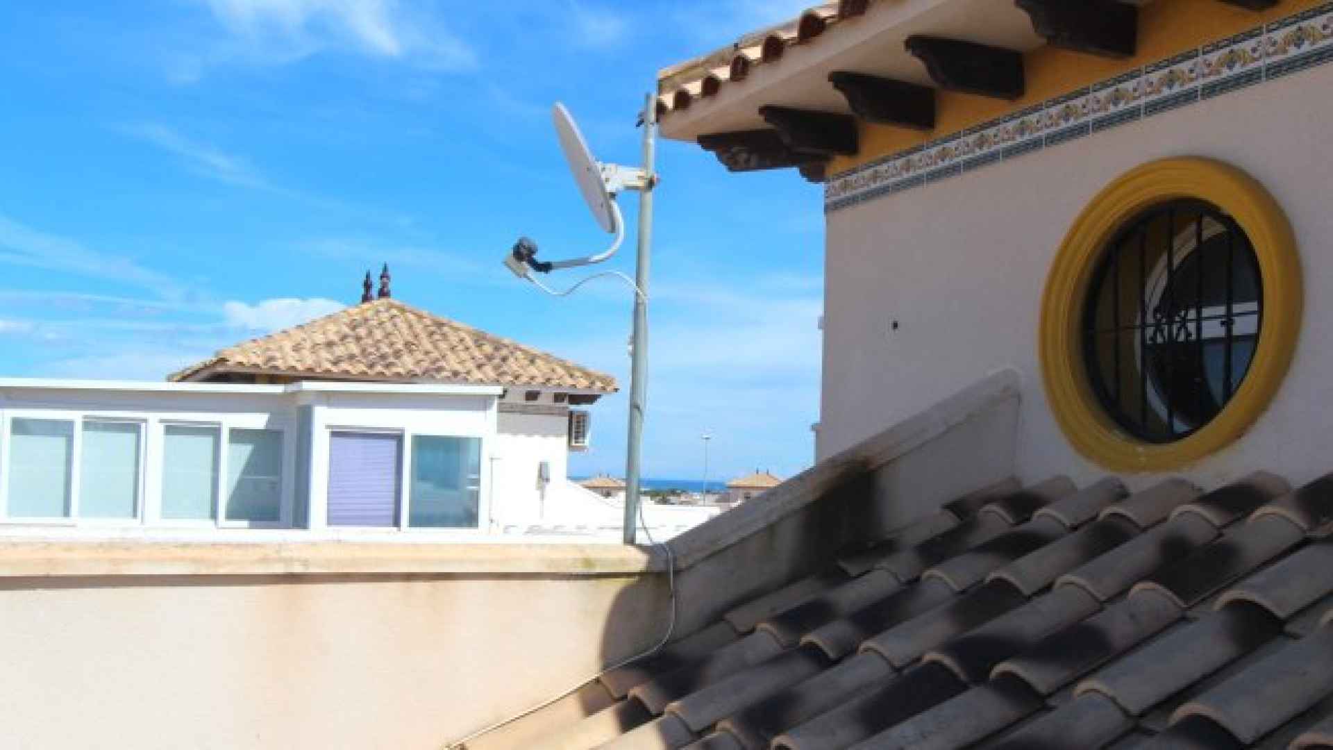 medium_5040_quad_villa_lomas_de_cabo_roig_110325115829_img_2304