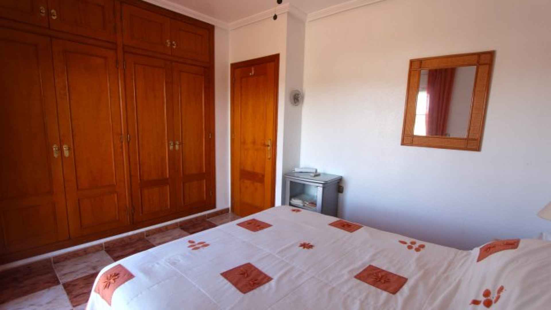 medium_5040_quad_villa_lomas_de_cabo_roig_110325115830_img_2295