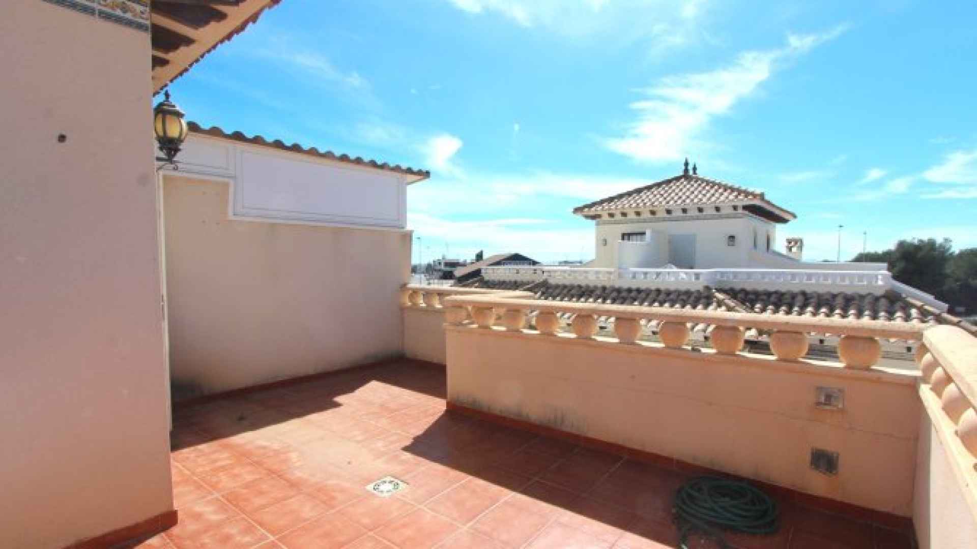 medium_5040_quad_villa_lomas_de_cabo_roig_110325115830_img_2303