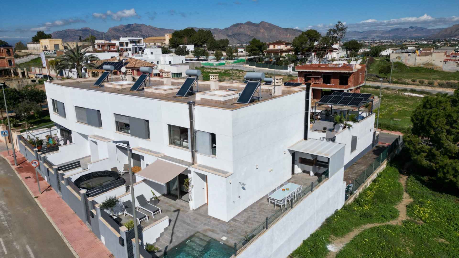 resale-townhouse-semi-detached-bigastro_257265_xl
