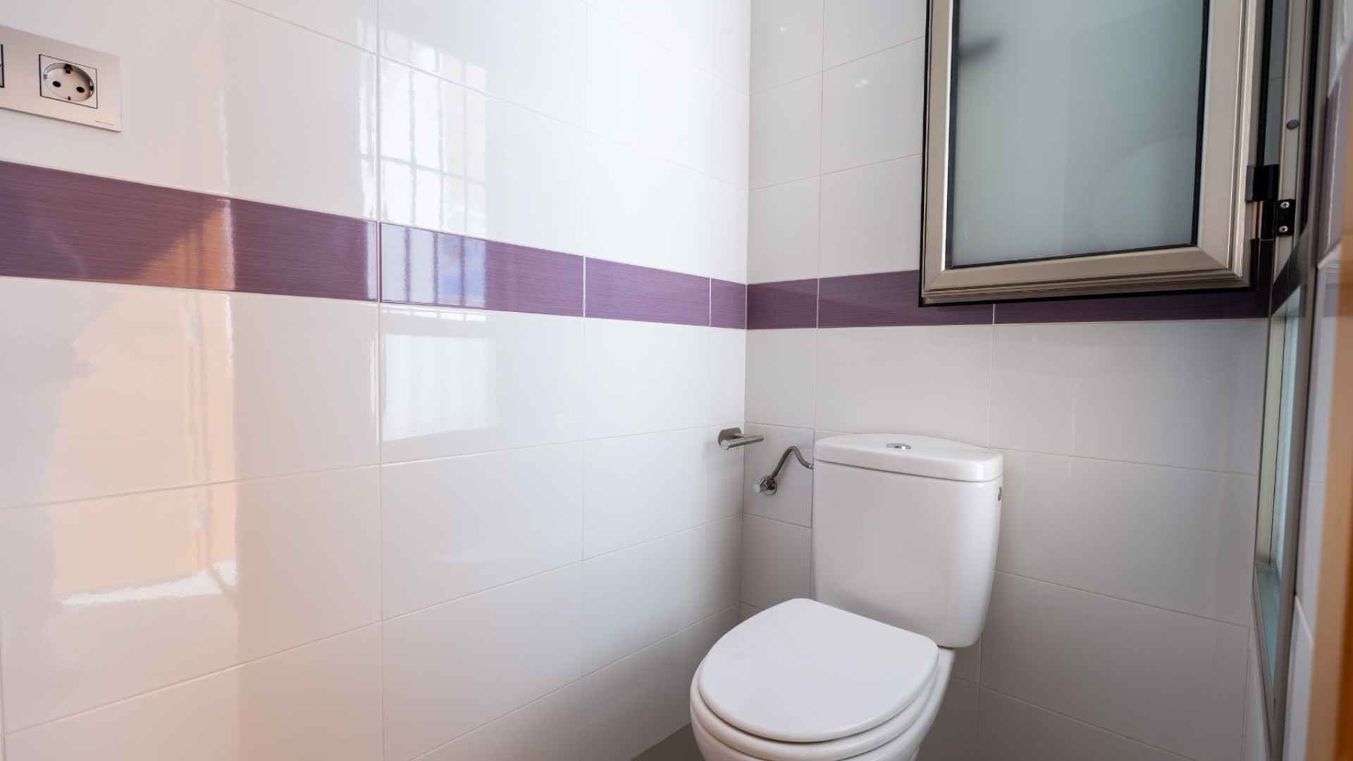 resale-townhouse-semi-detached-bigastro_257318_xl
