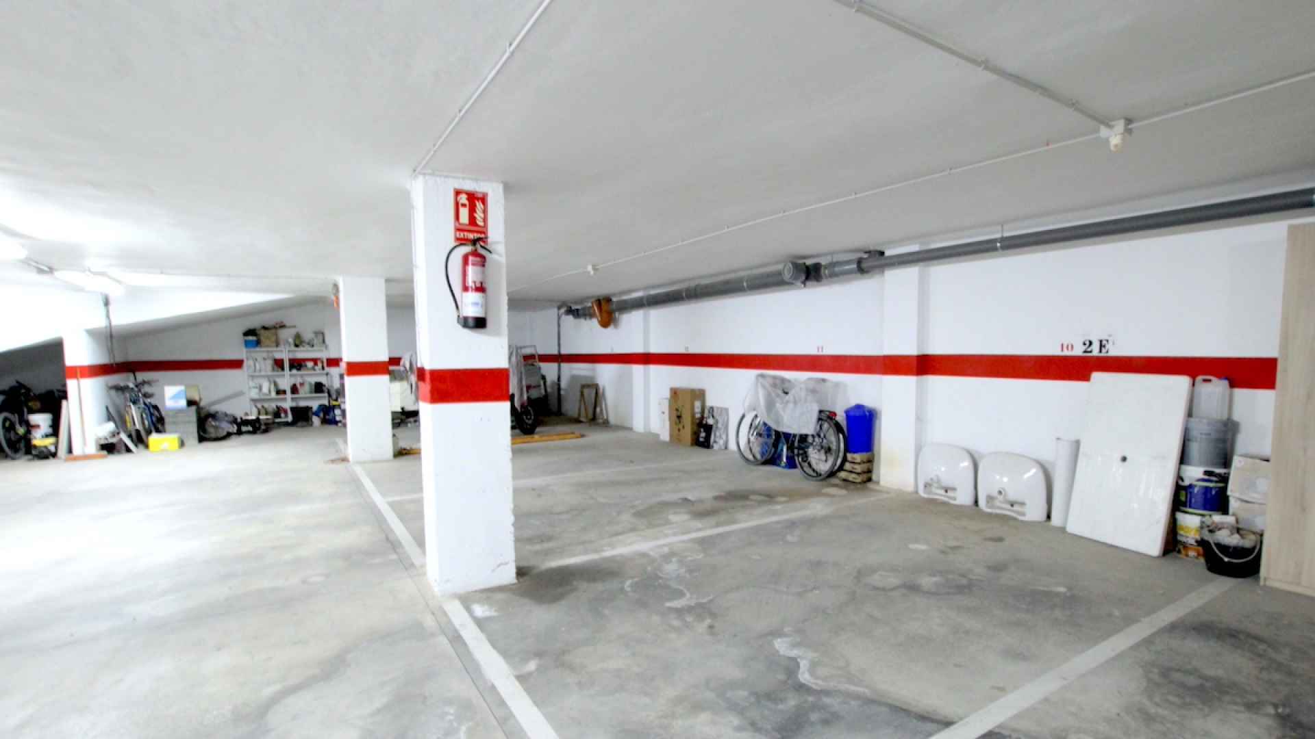 48906_roomy_2_bed_apartment_with_a_private_solarium___secure_parking_160425134332_img_1791
