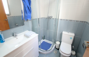 48906_roomy_2_bed_apartment_with_a_private_solarium___secure_parking_160425134337_img_1761
