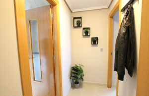 48906_roomy_2_bed_apartment_with_a_private_solarium___secure_parking_160425134338_img_1725