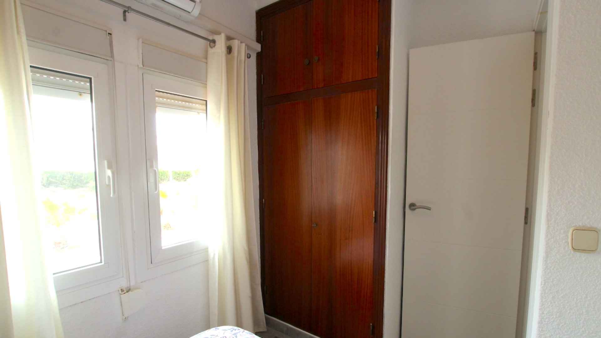48927_charming_3_bedroom_townhouse_walking_distance_to_the_beach_260425114932_img_2210