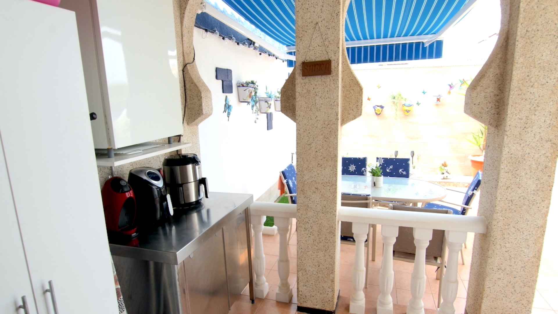 48927_charming_3_bedroom_townhouse_walking_distance_to_the_beach_260425114933_img_2154