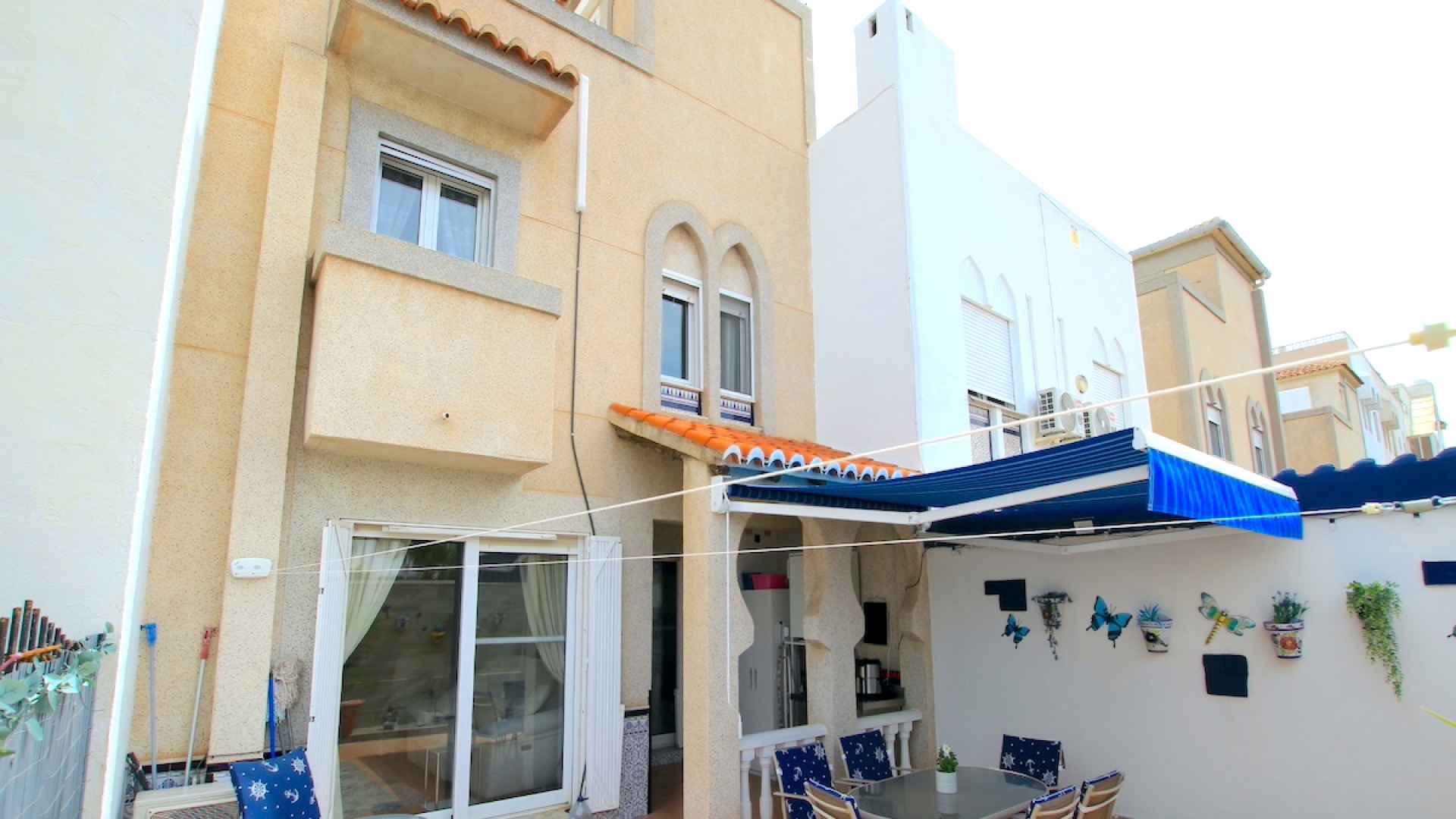48927_charming_3_bedroom_townhouse_walking_distance_to_the_beach_260425114933_img_2162