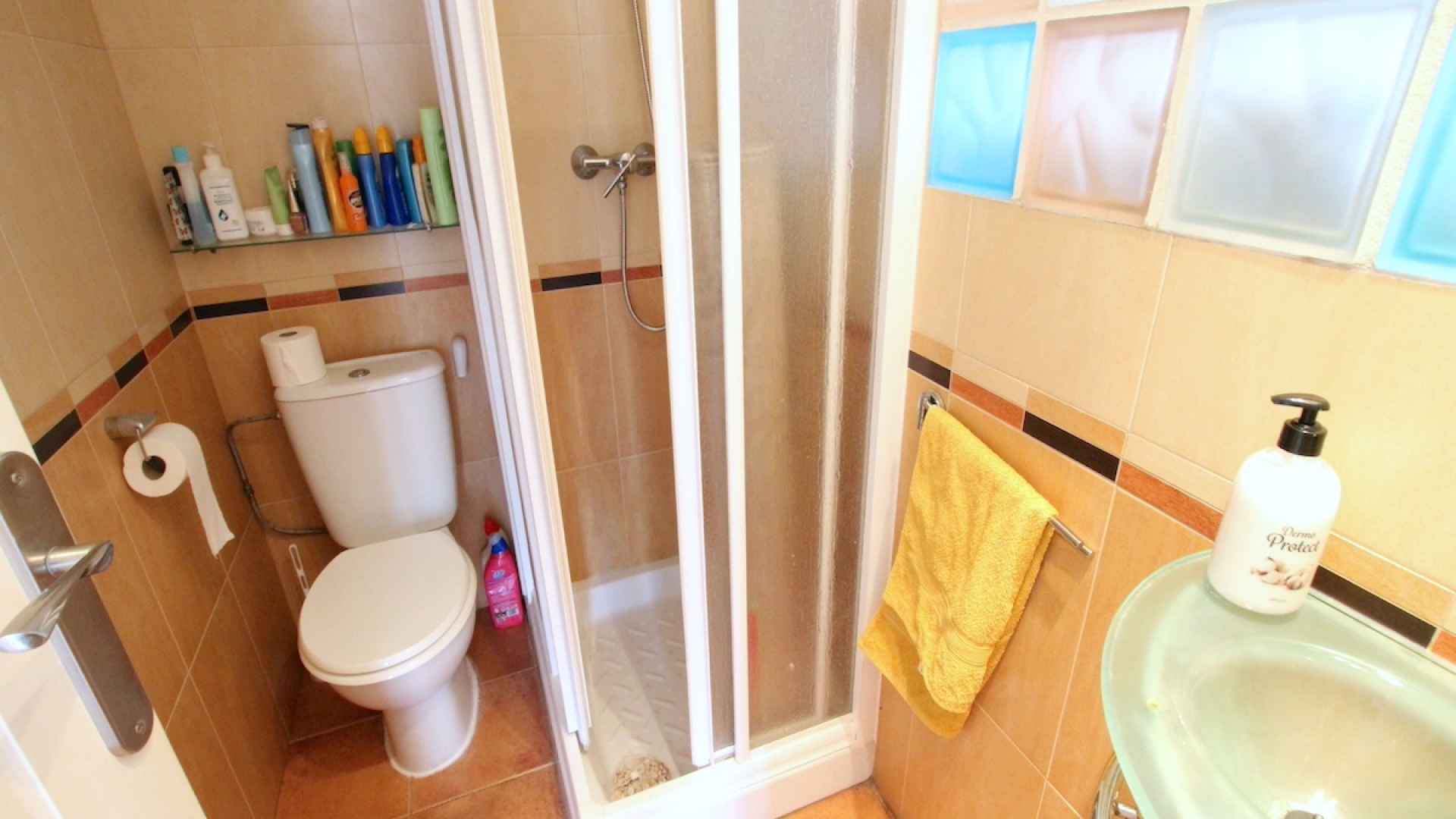 48927_charming_3_bedroom_townhouse_walking_distance_to_the_beach_260425114933_img_2181