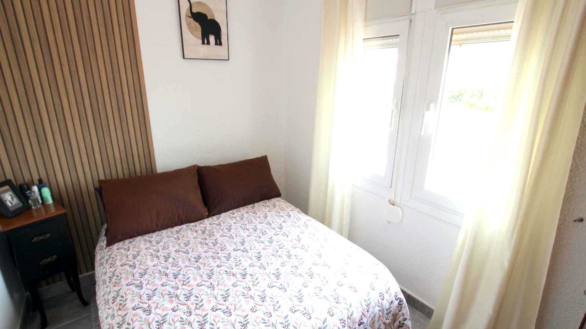 48927_charming_3_bedroom_townhouse_walking_distance_to_the_beach_260425114933_img_2209