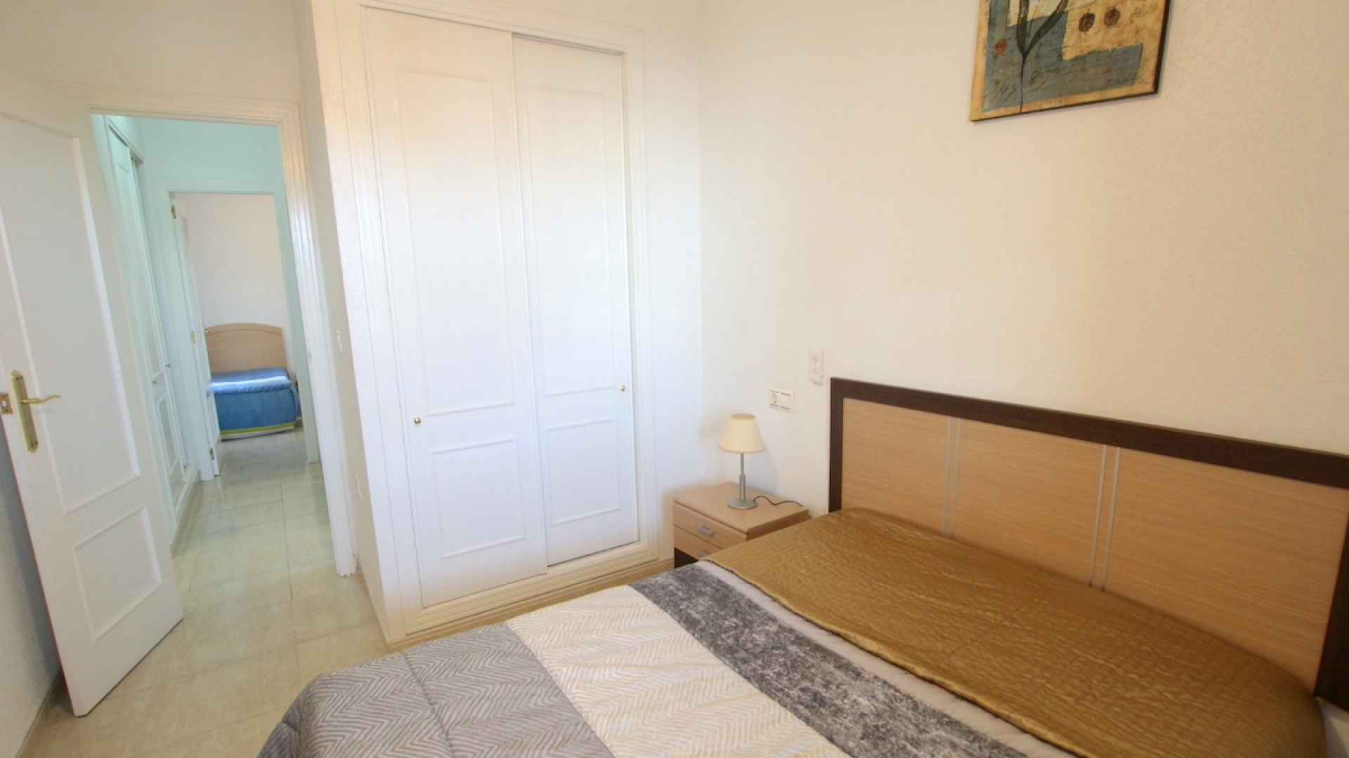 48895_charming_2_bed_top_floor_apartment_with_salt_lake_views_080425094926_img_1275