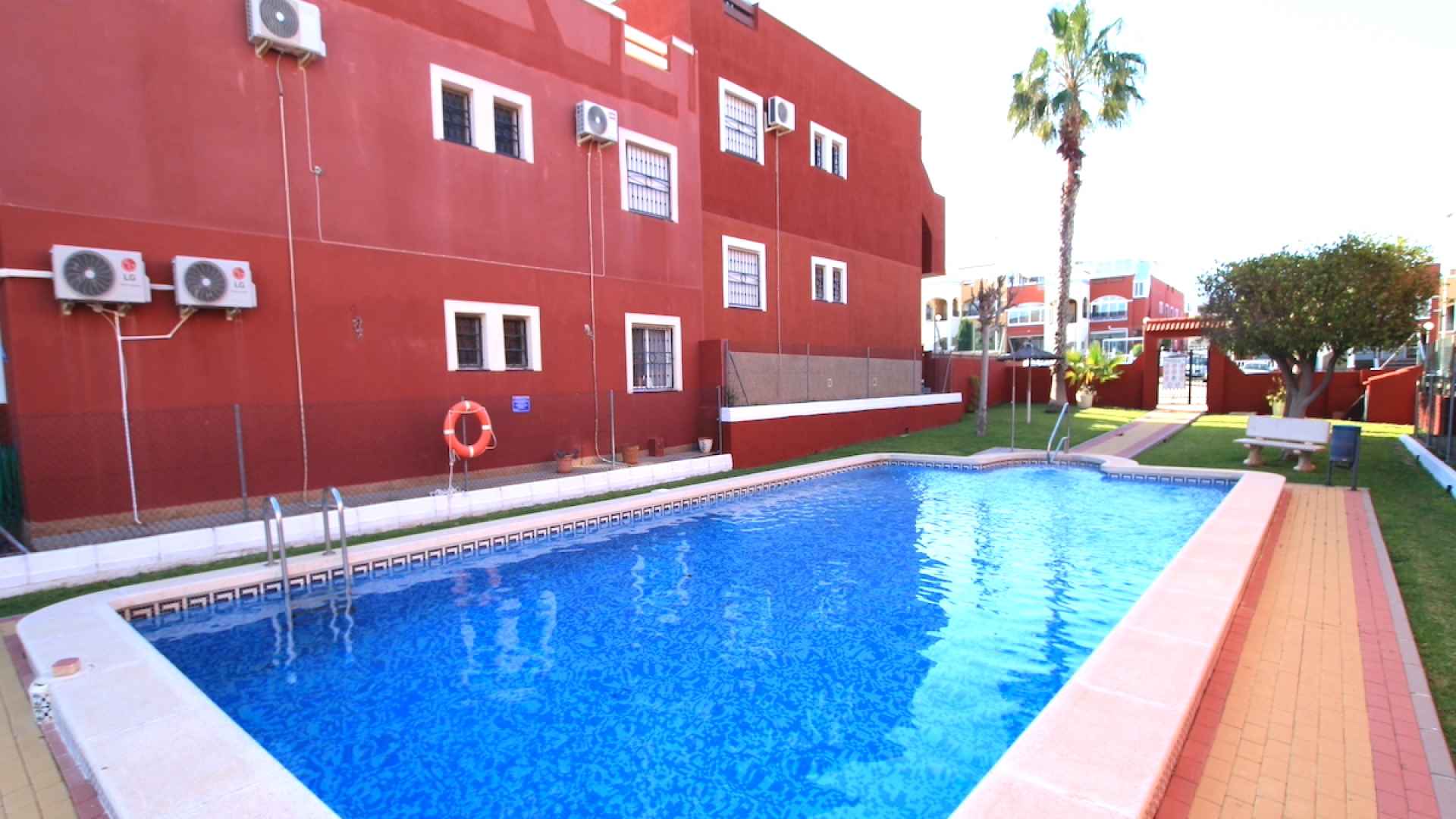 48895_charming_2_bed_top_floor_apartment_with_salt_lake_views_080425094929_img_1312