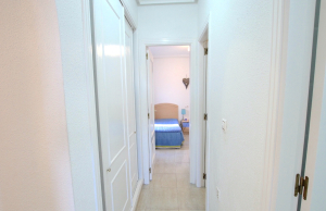 48895_charming_2_bed_top_floor_apartment_with_salt_lake_views_080425094924_img_1278