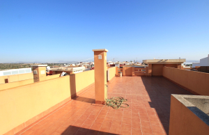 48895_charming_2_bed_top_floor_apartment_with_salt_lake_views_080425094927_img_1302