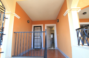 48895_charming_2_bed_top_floor_apartment_with_salt_lake_views_080425094928_img_1256